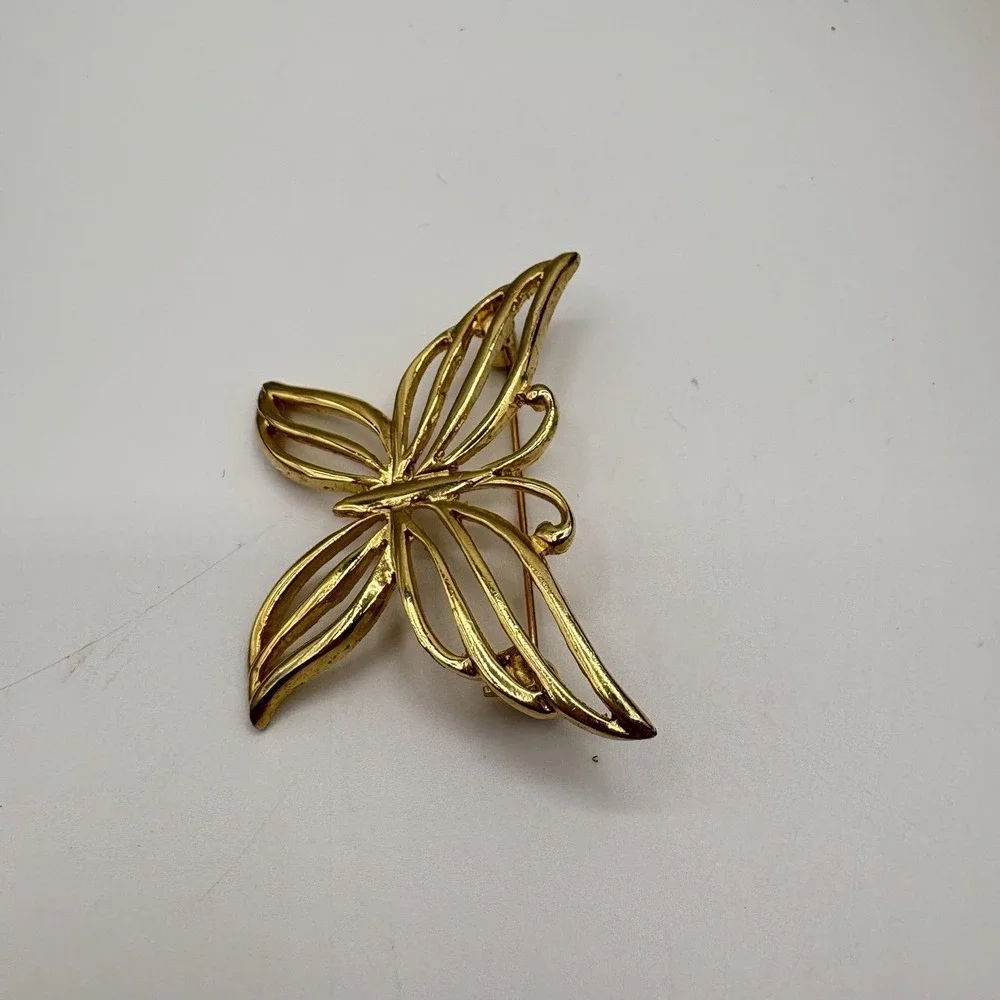 Vintage Gold Tone Butterfly Pin Brooch